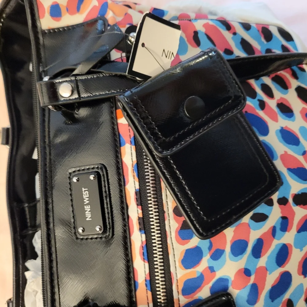 Nine West Black, Pink, & Blue Polka-Dot Tote Bag! 💙 - Picture 12 of 12